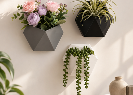 Levrane™ Geo Wall Planter