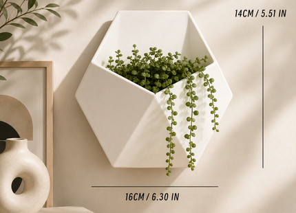 Levrane™ Geo Wall Planter